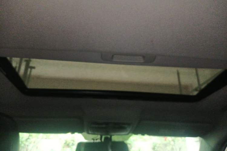 Used CHANGAN CS75 2014 1.8T Automatic Elite Model China IV Standard Headliner
