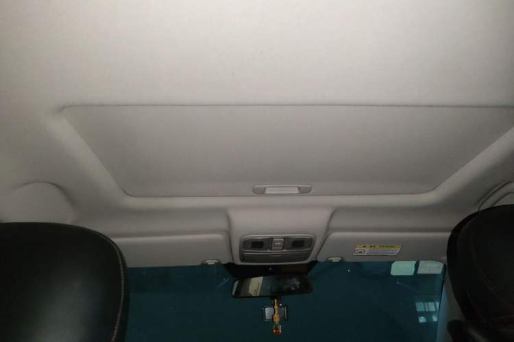 Used CHANGAN CS75 2014 1.8T Automatic Elite Model China IV Standard Headliner
