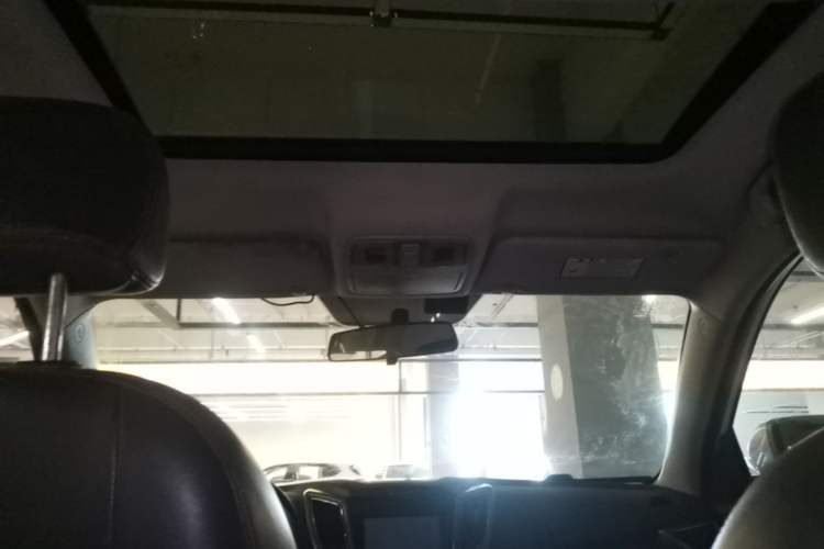 Used CHANGAN CS75 2014 1.8T Automatic Elite Model China IV Standard Headliner