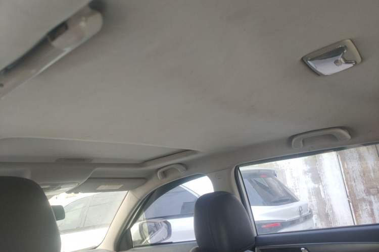 Used CHANGAN CS75 2014 1.8T Automatic Prestige Model China V Standard Headliner