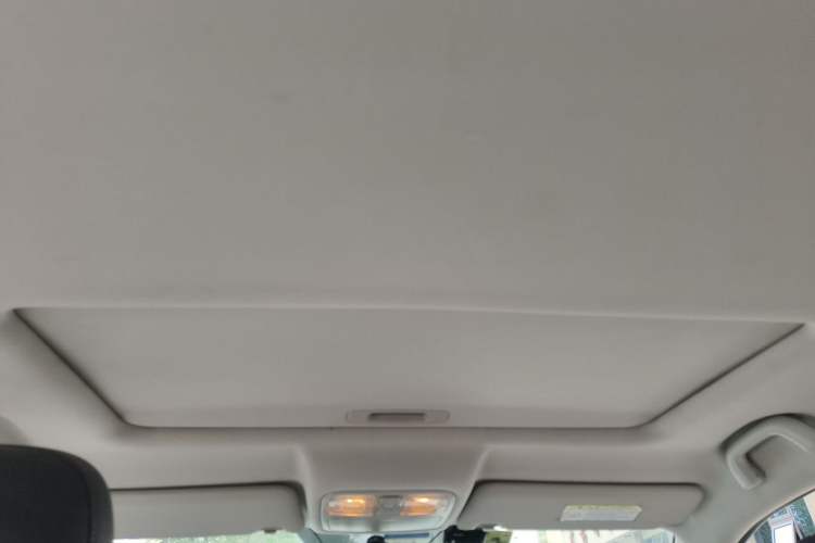 Used CHANGAN CS75 2014 1.8T Automatic Prestige Model China IV Standard Headliner