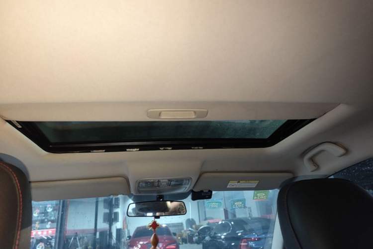 Used CHANGAN CS75 2014 2.0L Manual Luxury Version China V Standard Headliner
