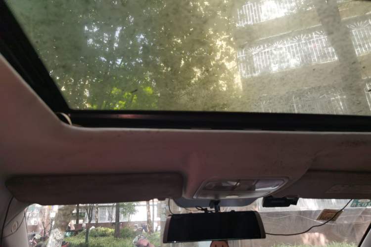 Used CHANGAN CS75 2014 2.0L Manual Luxury Version China IV Standard Headliner
