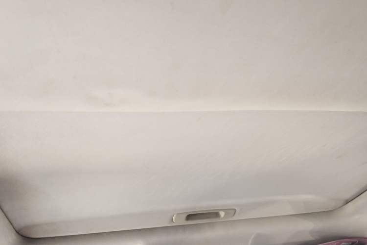 Used CHANGAN CS75 2014 2.0L Manual Luxury Version China IV Standard Headliner