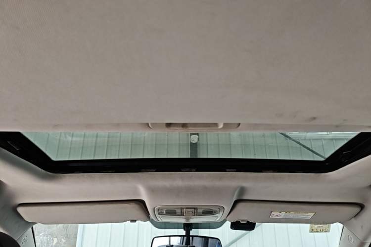 Used CHANGAN CS75 2014 2.0L Manual Leading Version China IV Standard Headliner