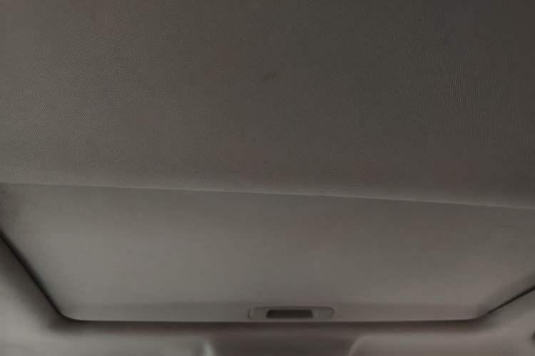Used CHANGAN CS75 2014 1.8T Automatic Elite Model China IV Standard Headliner