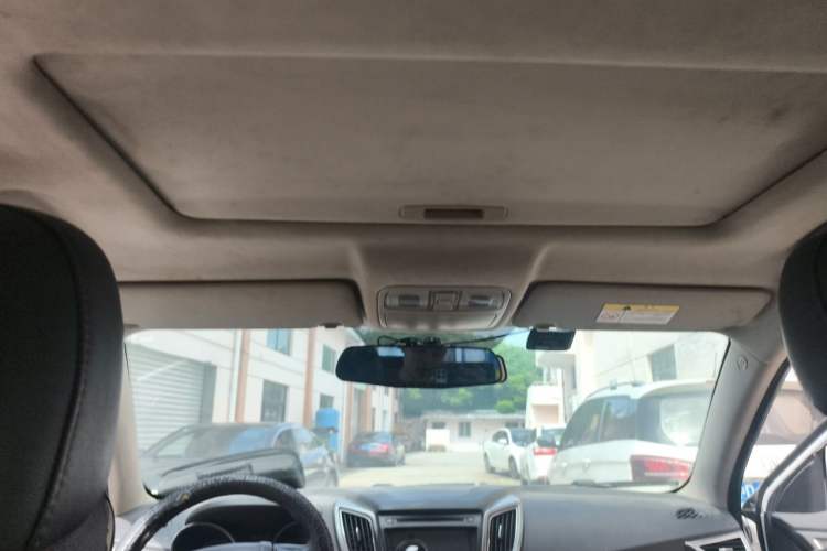 Used CHANGAN CS75 2014 1.8T Automatic Elite Model China IV Standard Headliner