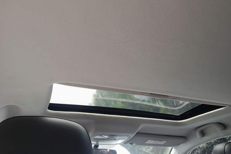 Used CHANGAN CS75 2014 1.8T Automatic Elite Model China IV Standard Headliner