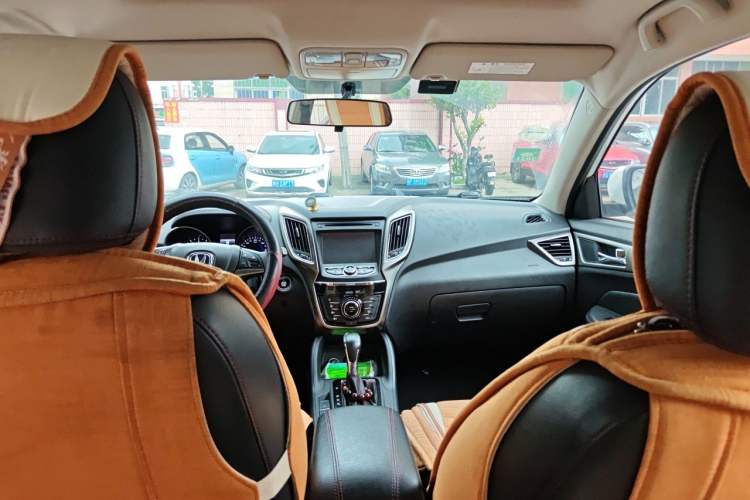Used CHANGAN CS75 2014 1.8T Automatic Elite Model China IV Standard Headliner