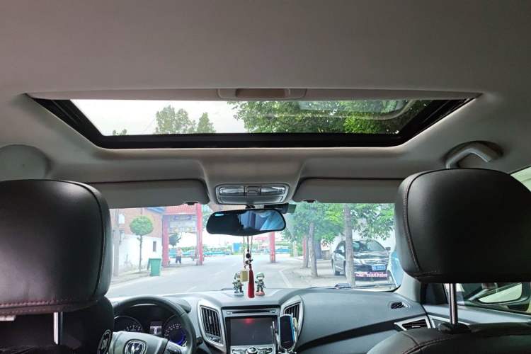Used CHANGAN CS75 2014 2.0L Manual Leading Version China IV Standard Headliner