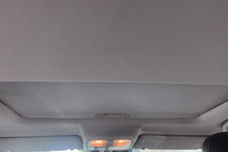 Used CHANGAN CS75 2014 2.0L Manual Luxury Version China V Standard Headliner