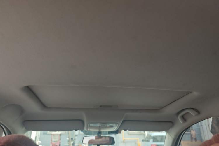 Used CHANGAN CS75 2014 1.8T Automatic Elite Model China IV Standard Headliner