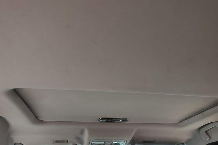 Used CHANGAN CS75 2014 2.0L Manual Leading Version China IV Standard Headliner