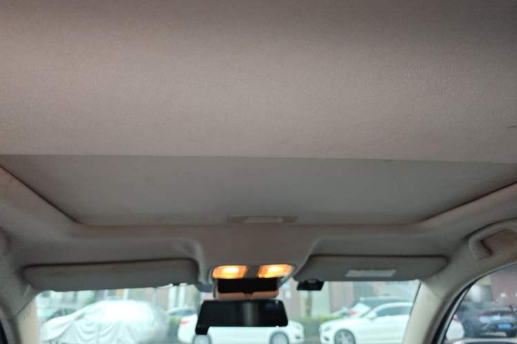 Used CHANGAN CS75 2014 1.8T Automatic Elite Version China V Standard Headliner