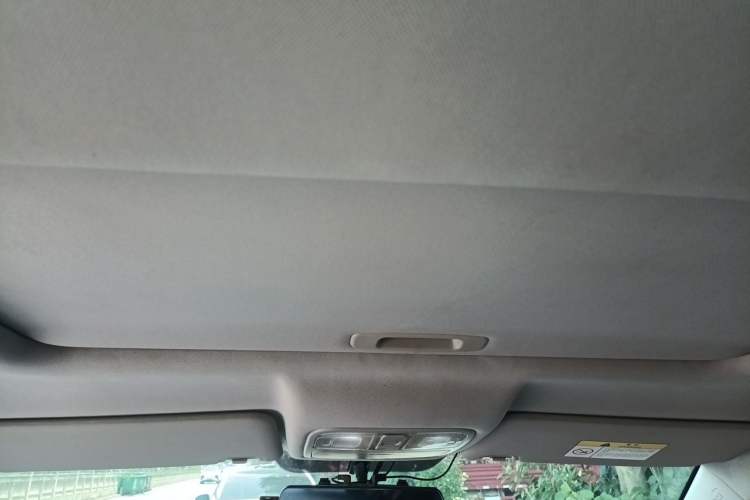 Used CHANGAN CS75 2014 2.0L Manual Luxury Version China V Standard Headliner