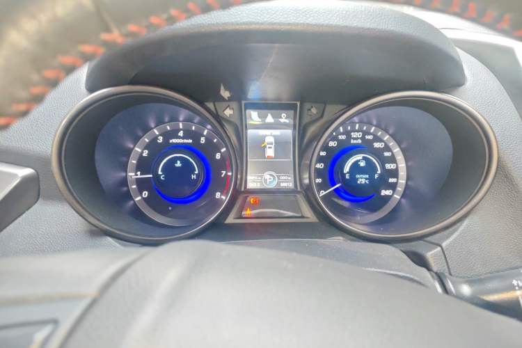 Used CHANGAN CS75 2014 1.8T Automatic Elite Model China IV Standard Instrument Cluster