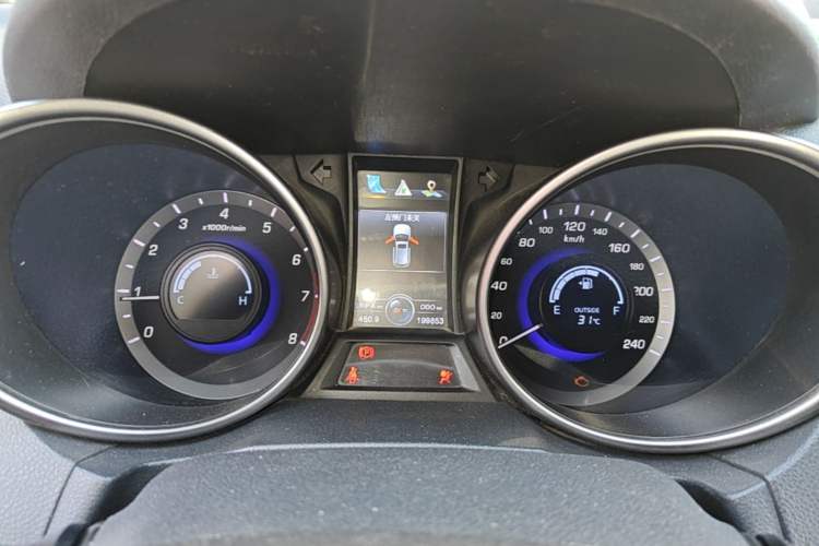 Used CHANGAN CS75 2014 2.0L Manual Leading Version China IV Standard Instrument Cluster