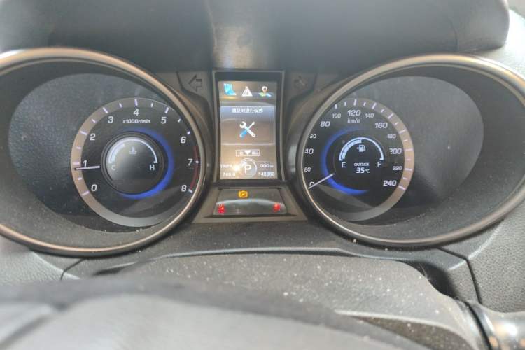 Used CHANGAN CS75 2014 1.8T Automatic Elite Model China IV Standard Instrument Cluster