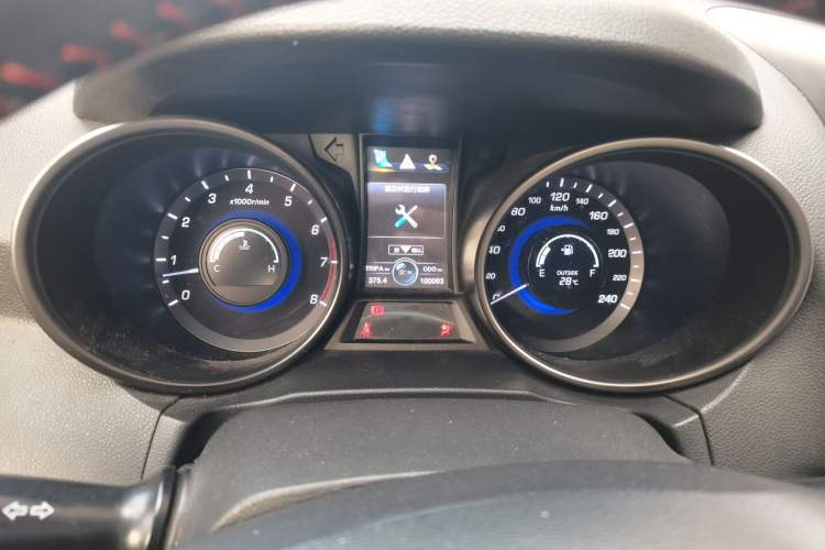 Used CHANGAN CS75 2014 2.0L Manual Luxury Version China IV Standard Instrument Cluster