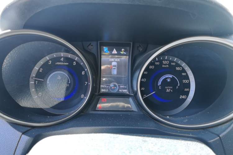 Used CHANGAN CS75 2014 2.0L Manual Leading Version China IV Standard Instrument Cluster