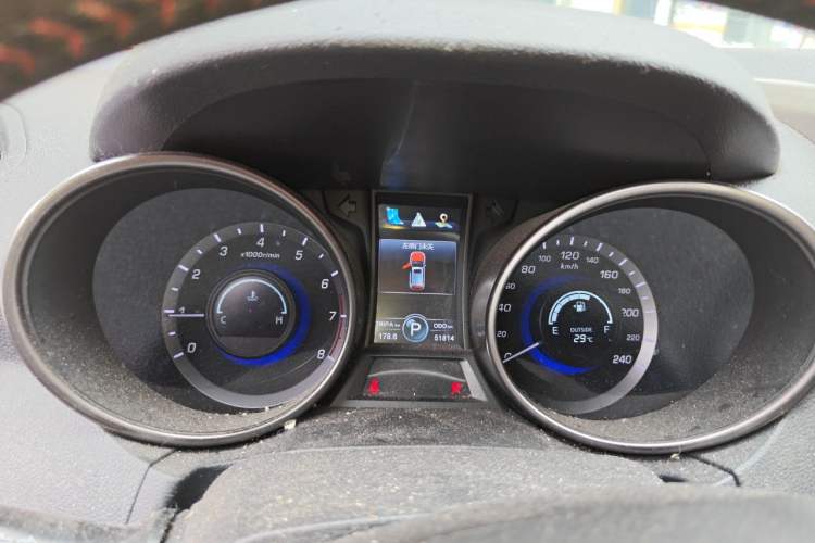 Used CHANGAN CS75 2014 1.8T Automatic Elite Model China IV Standard Instrument Cluster