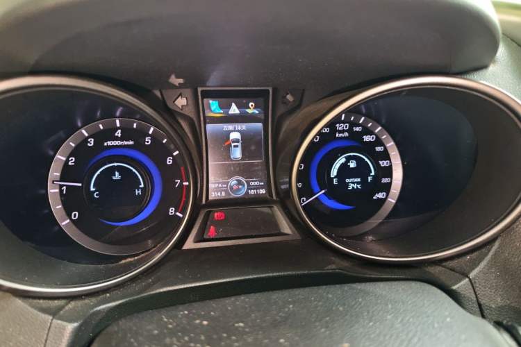 Used CHANGAN CS75 2014 2.0L Manual Luxury Version China V Standard Instrument Cluster