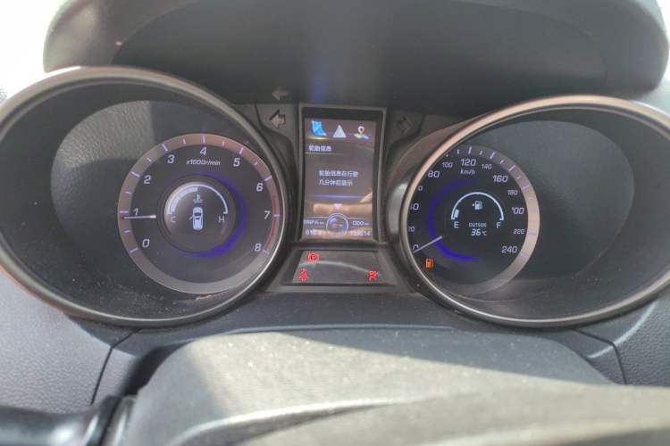 Used CHANGAN CS75 2014 2.0L Manual Luxury Version China IV Standard Instrument Cluster