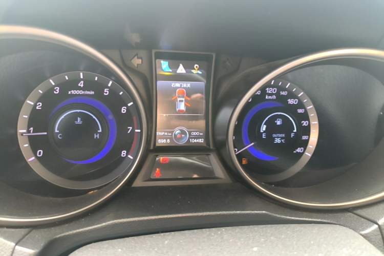 Used CHANGAN CS75 2014 2.0L Manual Luxury Version China IV Standard Instrument Cluster