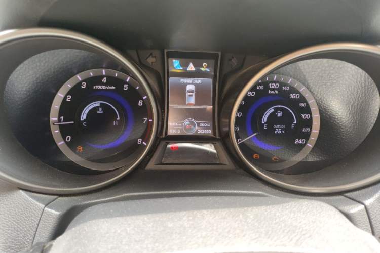 Used CHANGAN CS75 2014 2.0L Manual Luxury Version China IV Standard Instrument Cluster