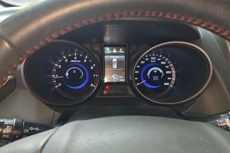 Used CHANGAN CS75 2014 1.8T Automatic Elite Model China IV Standard Instrument Cluster