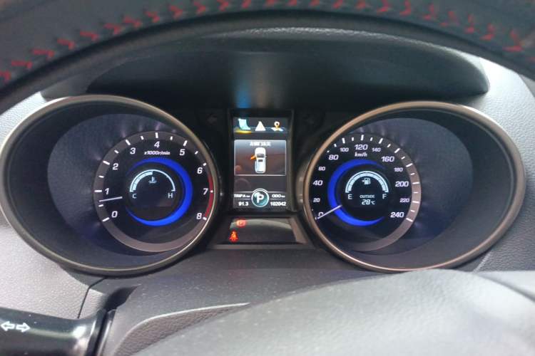 Used CHANGAN CS75 2014 1.8T Automatic Elite Model China IV Standard Instrument Cluster