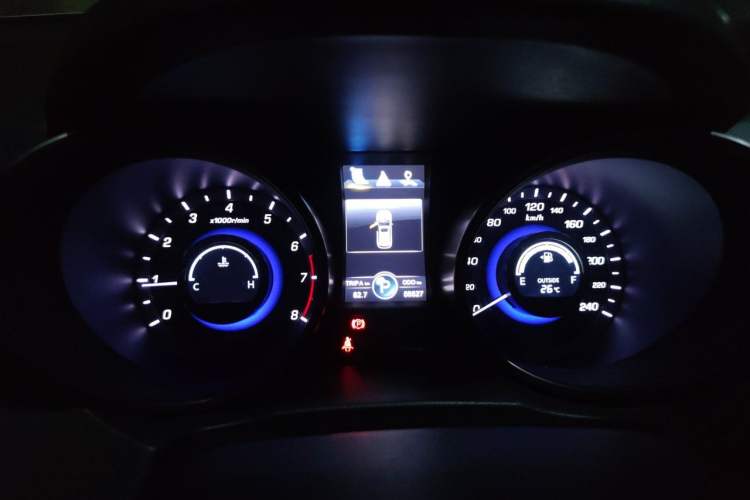 Used CHANGAN CS75 2014 1.8T Automatic Elite Model China IV Standard Instrument Cluster