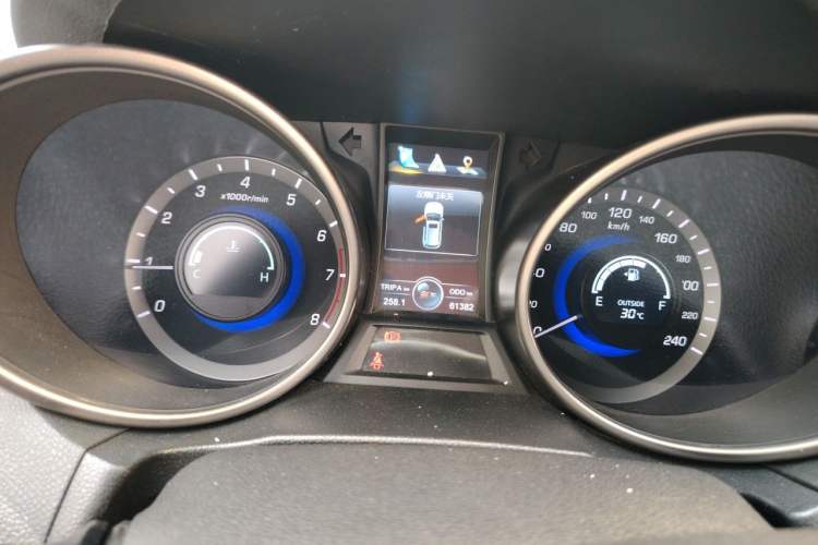 Used CHANGAN CS75 2014 2.0L Manual Leading Model China V Standard Instrument Cluster