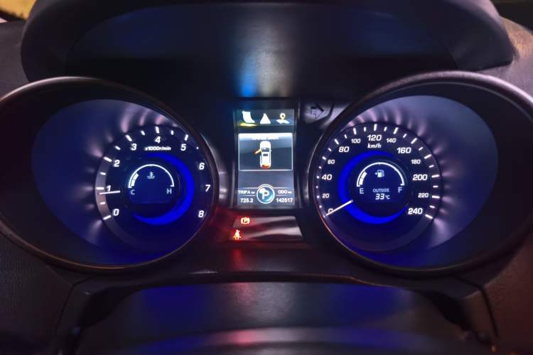 Used CHANGAN CS75 2014 1.8T Automatic Elite Version China V Standard Instrument Cluster