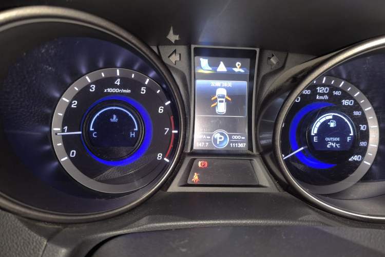 Used CHANGAN CS75 2014 1.8T Automatic Prestige Model China V Standard Instrument Cluster