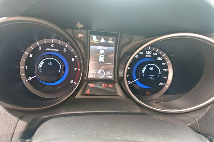 Used CHANGAN CS75 2014 2.0L Manual Luxury Version China IV Standard Instrument Cluster