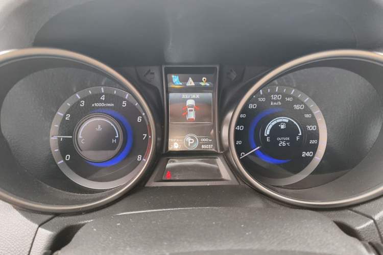 Used CHANGAN CS75 2014 1.8T Automatic Prestige Model China IV Standard Instrument Cluster