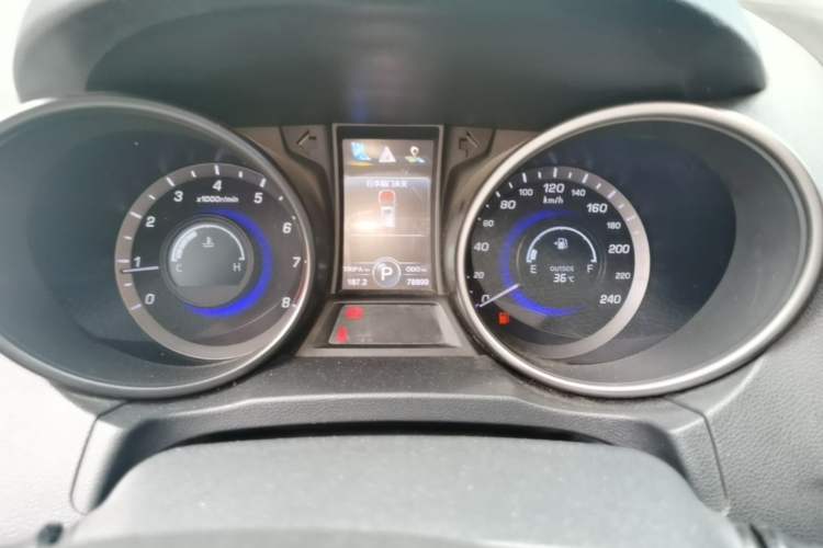 Used CHANGAN CS75 2014 1.8T Automatic Prestige Model China IV Standard Instrument Cluster