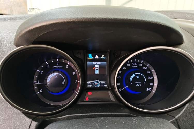 Used CHANGAN CS75 2014 2.0L Manual Leading Version China IV Standard Instrument Cluster