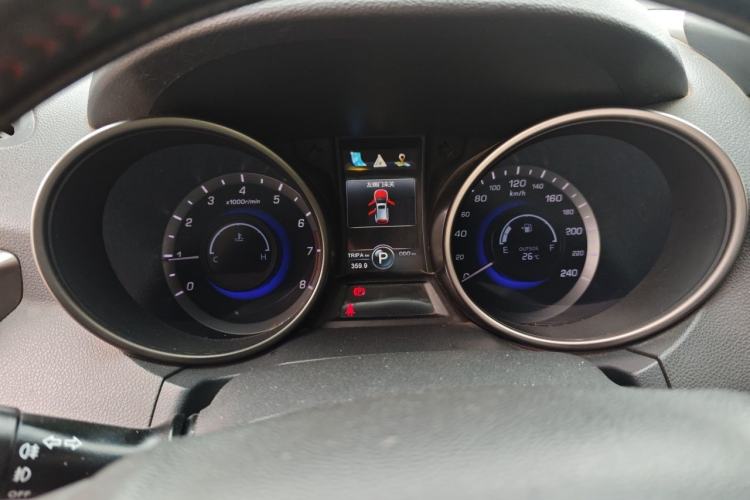 Used CHANGAN CS75 2014 1.8T Automatic Elite Model China IV Standard Instrument Cluster