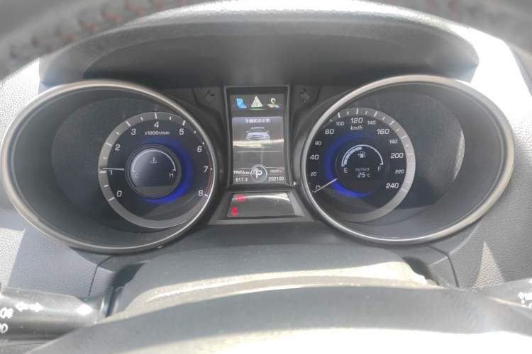 Used CHANGAN CS75 2014 1.8T Automatic Elite Version China V Standard Instrument Cluster