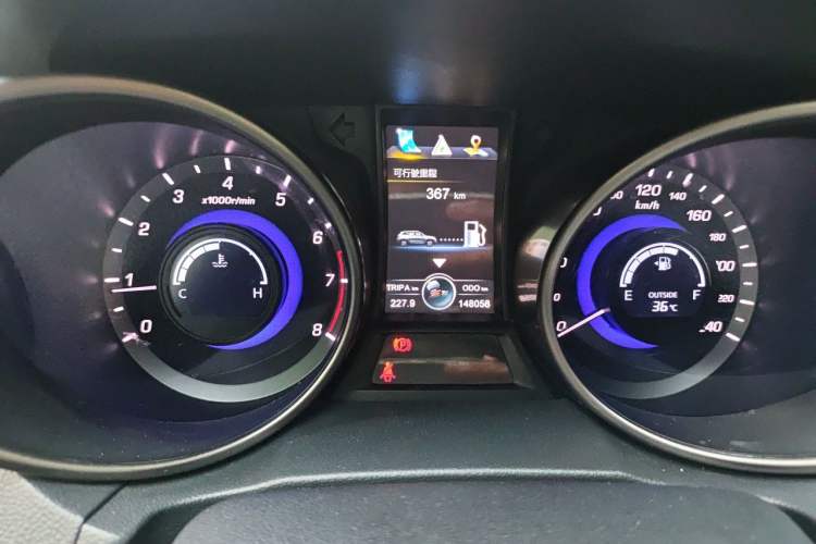 Used CHANGAN CS75 2014 2.0L Manual Leading Version China IV Standard Instrument Cluster