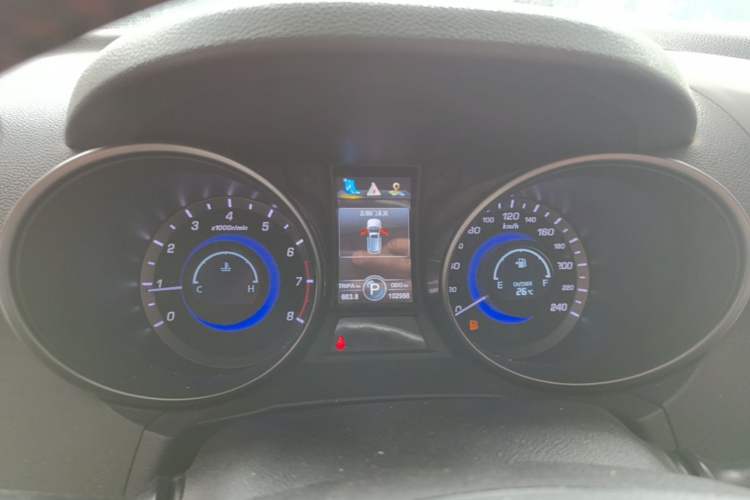 Used CHANGAN CS75 2014 1.8T Automatic Elite Model China IV Standard Instrument Cluster