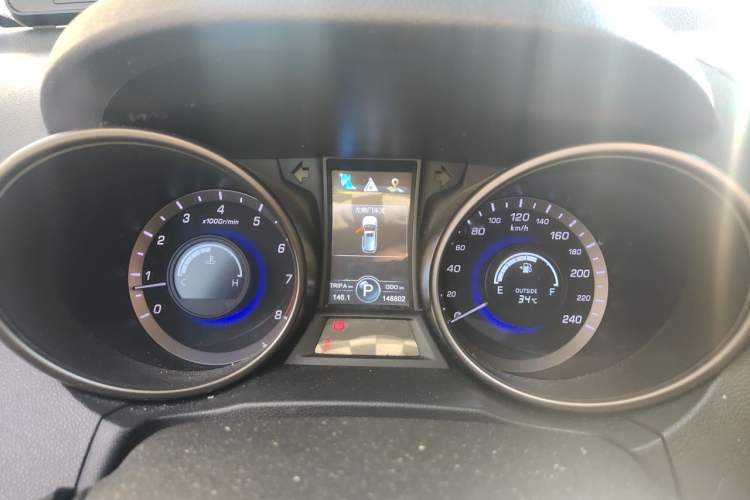 Used CHANGAN CS75 2014 1.8T Automatic Elite Model China IV Standard Instrument Cluster
