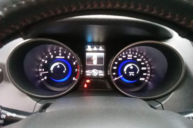Used CHANGAN CS75 2014 1.8T Automatic Prestige Model China IV Standard Instrument Cluster