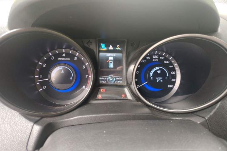 Used CHANGAN CS75 2014 1.8T Automatic Elite Model China IV Standard Instrument Cluster