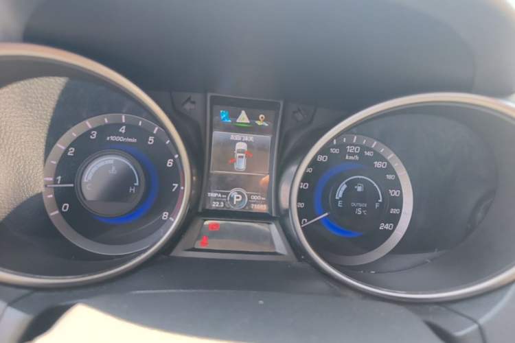 Used CHANGAN CS75 2014 1.8T Automatic Elite Model China IV Standard Instrument Cluster