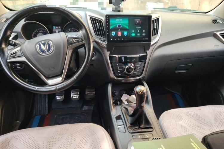 Used CHANGAN CS75 2014 2.0L Manual Leading Model China V Standard Interior 2