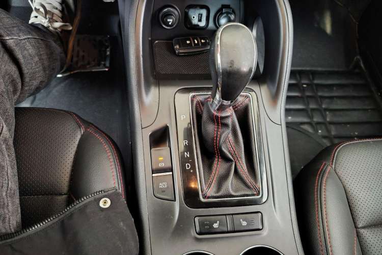 Used CHANGAN CS75 2014 1.8T Automatic Prestige Model China IV Standard Interior 4