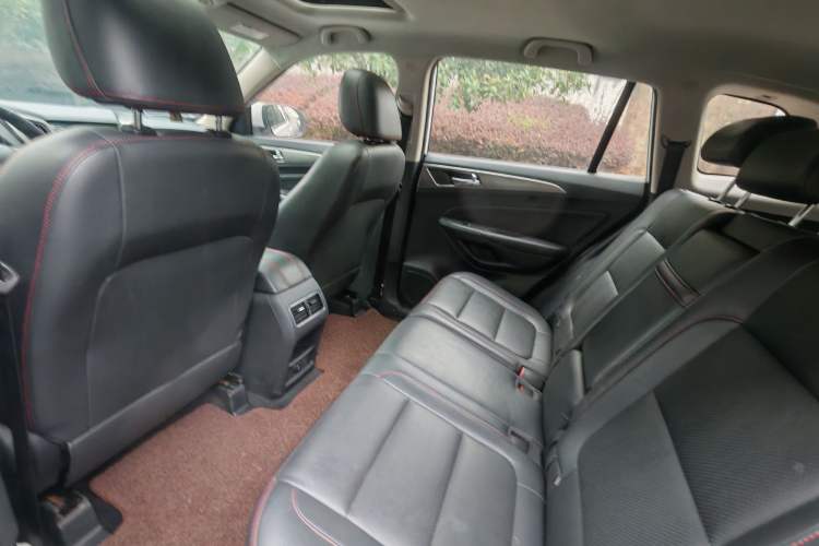 Used CHANGAN CS75 2014 1.8T Automatic Elite Model China IV Standard Interior 7